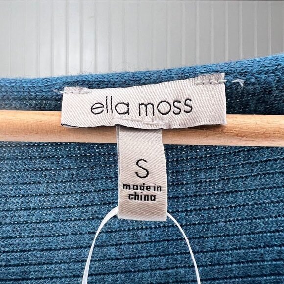Ella Moss Blue Long Sleeve Ribbed Knit Super Soft Sweater V Neck Women's Small - Picture 5 of 9